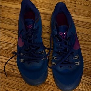 Nike Women’s Blue with Pink Accent Training Sneakers